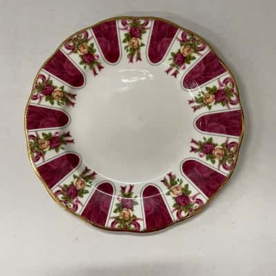 Royal Albert Old Country Roses  Plate