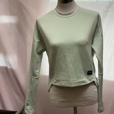 Kathmandu Womens  Size 6 Cropped Jumper Teal 