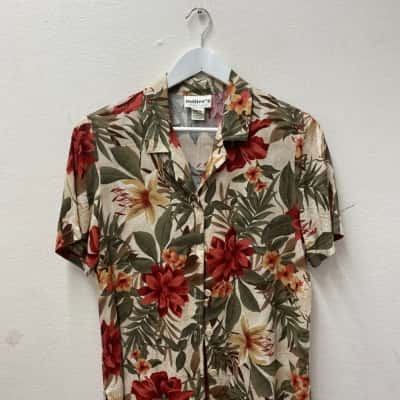 Millers Womens  Size 10 Cream / Floral / Green / Red 