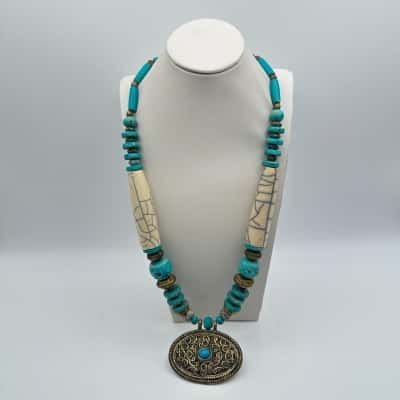  Vintage Bohemian Style Statement Necklace