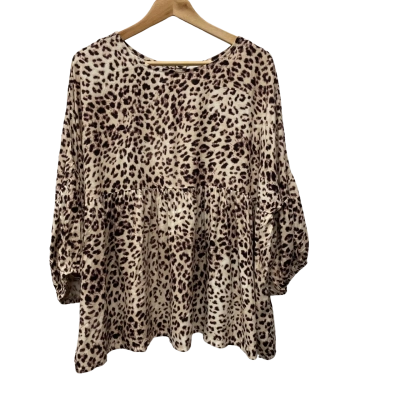  Women’s vine apparel  Size 12 3/4 Sleeve Top Animal print / Brown 