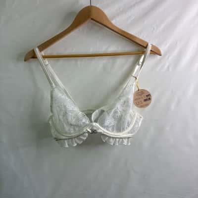 Bras N Things Womens Size 12b Bra and Size 10 Suspender Belt Silver / White BNWT