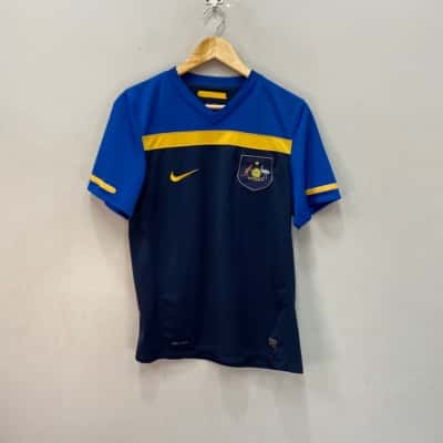 Authentic Nike Socceroos Mens Size S T-Shirt Blue / Navy Blue / Yellow 