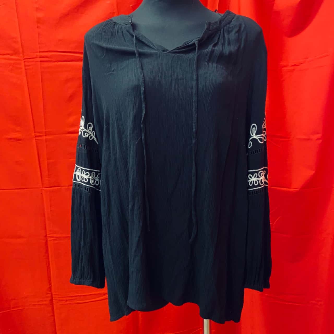Autograph Womens Size 16 Long Sleeve Peasant Top Black with White