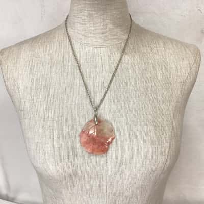  Aventurine Quartz Leaf Pendant on 925 Sterling Silver  Necklace Red / Silver 