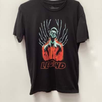 The weekends XO merch T-shirt Size M Black  