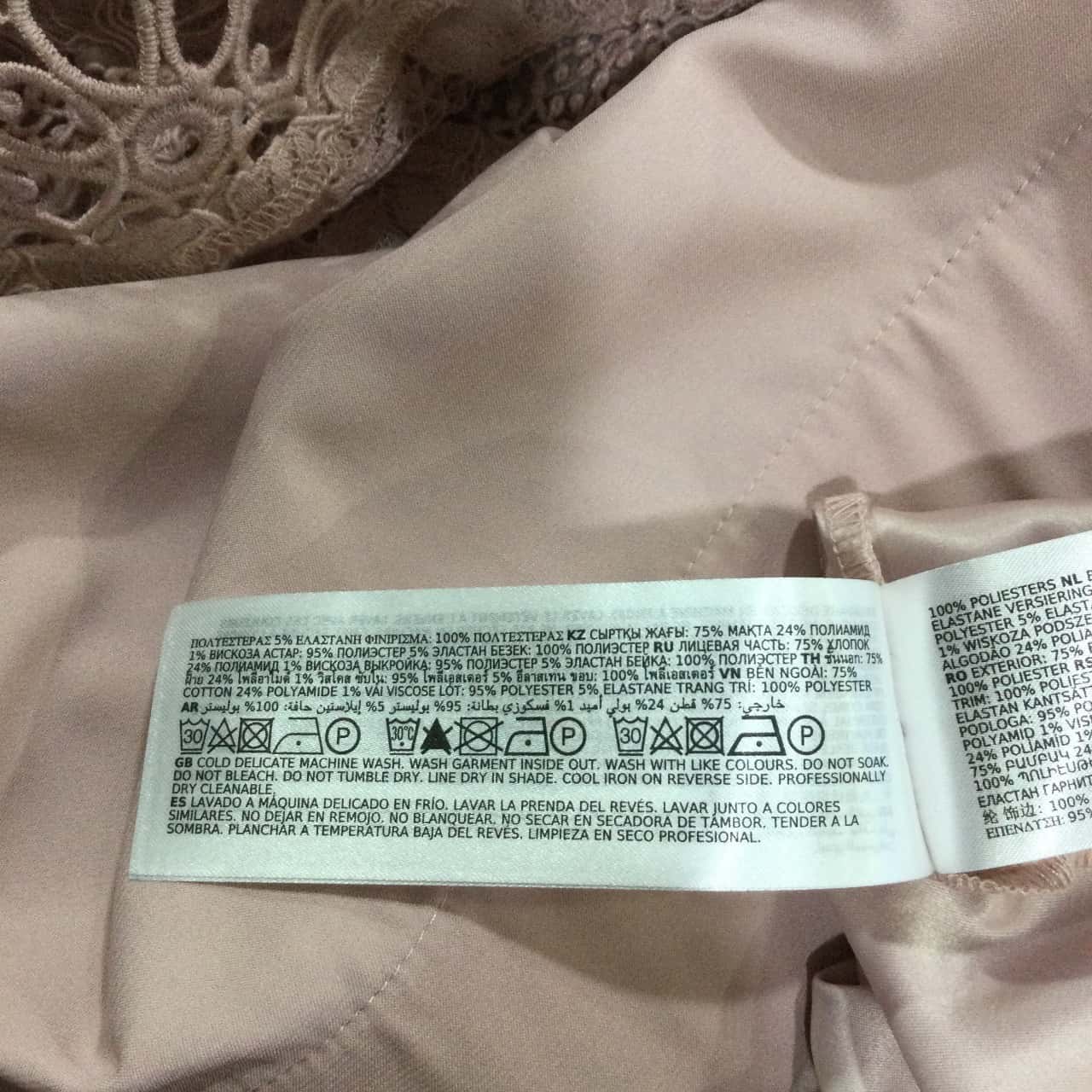 Forever New Womens' Size 10 Selma Deep V Lace Prom Dress Blush/Pink Brand  New with tag $159.99 (s) - New With Tags | Salvos Stores