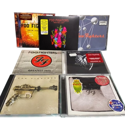 7x Foo Fighters CD’s