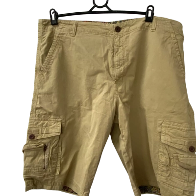 David Smith   Brown Cargo Shorts Size 44