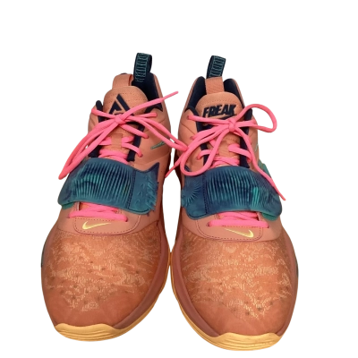 Nike Mens Trainers Pink Size 47