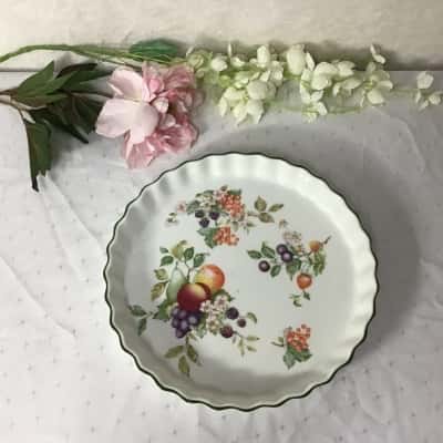 A La Carte Cookcare by Johnson Bros Fruit Pattern Ceramic Quiche Pie Plate
