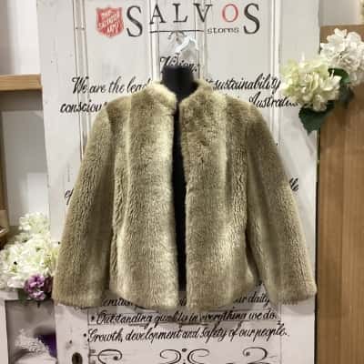  VINTAGE RARE FING! SABENA FASHIONS OF MELBOURNE! FUAX FUR CROPPED JACKET! Womens  Size 12 Fur Coat Beige / Brown / Cream / Pattern 