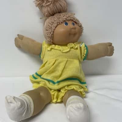Vintage 1984 Cabbage Patch doll