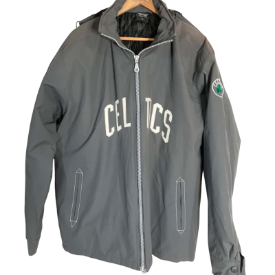  Celtics Mens  Size XL Grey  Jacket