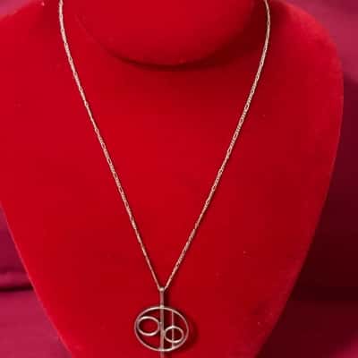  Women's Geometric Silver Tone Pendant Necklace 