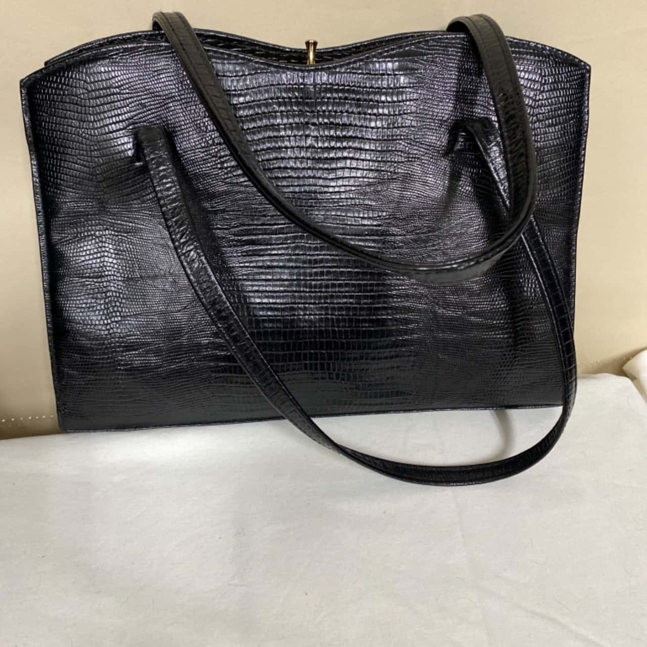 Womens Black Leather Vintage Adrian Gold Handbag Made In England (s)