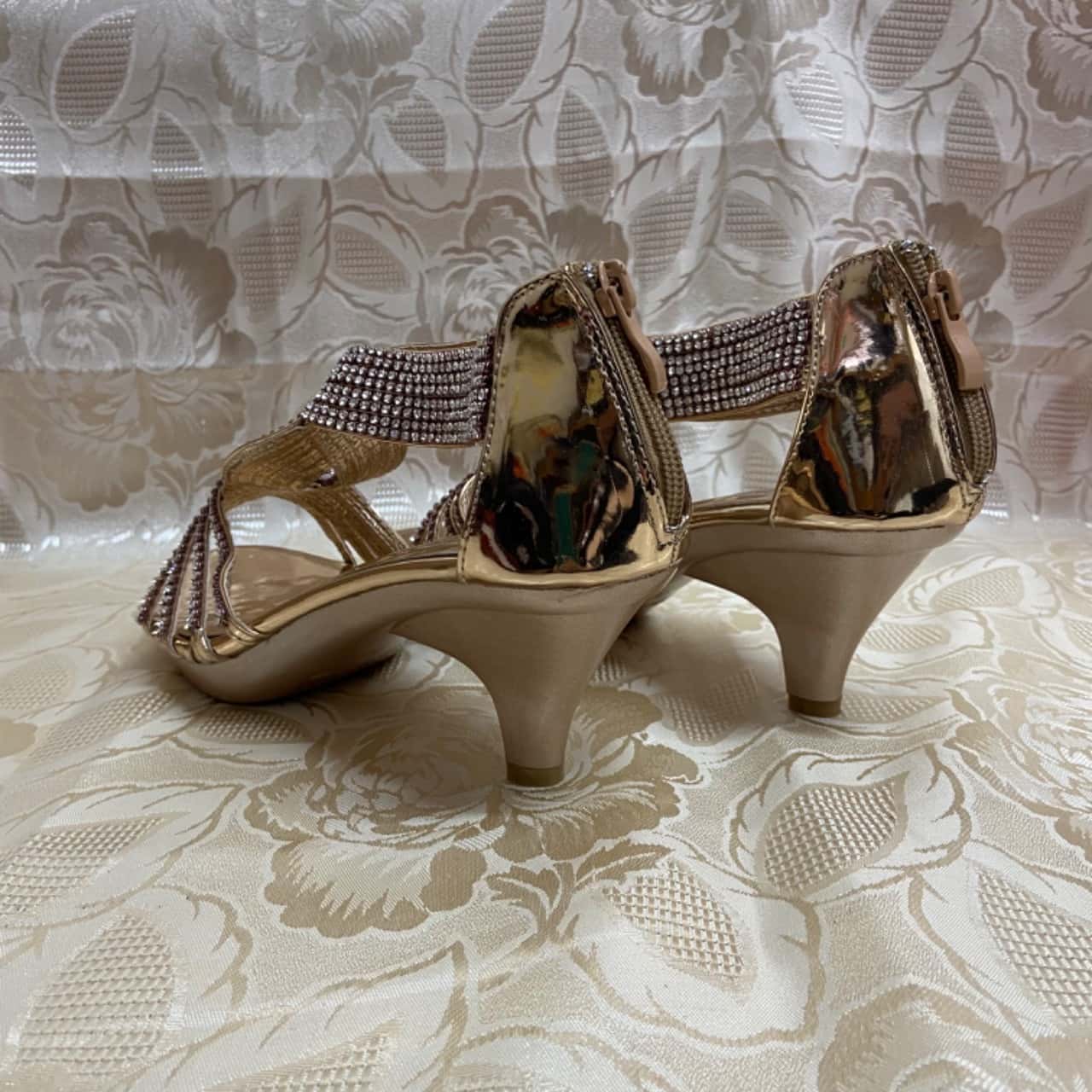 Delicacy Gold High Heel Shoes Size 9