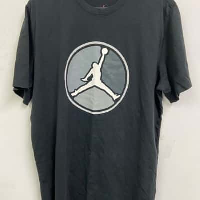Jordan Mens  Size XL Short Sleeve Shirt Black  
