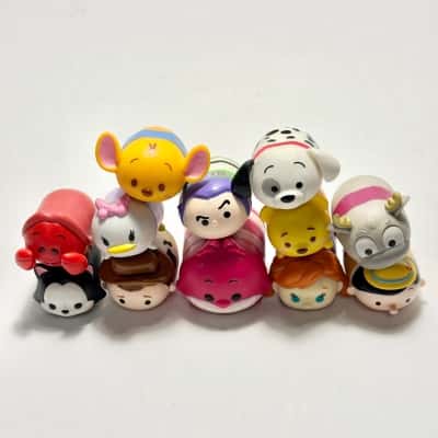 Set of 12 Collectible Disney Tsum Tsum figures Buzz Lightyear, Cheshire Cat, Winnie the Pooh,Pinocchio,Sebastian, 101 Dalmatians, Daisy, Figaro, Anna, Roo,Sven,