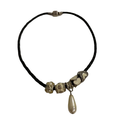 Pandora Womens Beaded Necklace Black  / Silver 