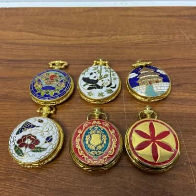 ***NOT TESTED*** collection of 6 colourful pocket watches 
