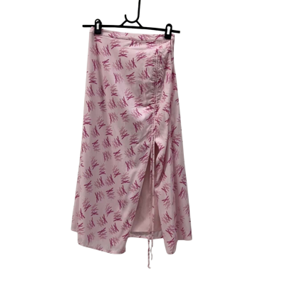 PINK MARCS SKIRT BRAND NEW. SIZE 6
