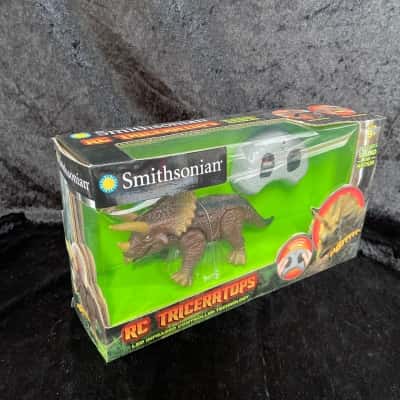 Smithsonian Remote Control Triceratops Toy. New