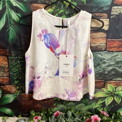 Indikah by Angel Biba Size 10 Sleeveless Blouse