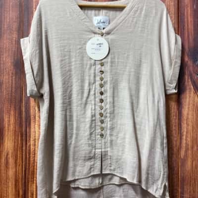 Lamode   Size 10 Beige cotton blend top new 