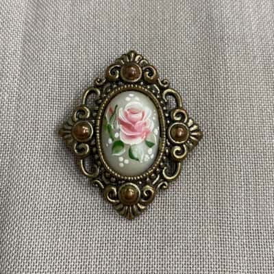  Womens Painted Wood Rose Brooch 