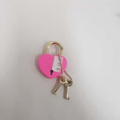 Victorias Secret Pink Lock & 2 Keys