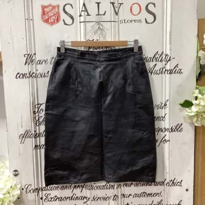 VINTAGE!! SUJARI BRAND! MADE IN AUSTRALIA! 100% GENUINE LEATHER MINI SKIRT! Womens  Size 12 Leather Skirt / Mini Skirt Black  