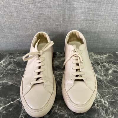 Common Projects Womens  Size 39 Sneakers Beige 