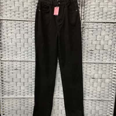 Pretty Little Thing Womens  Size 8 Tall Straight Leg Jeans Black  