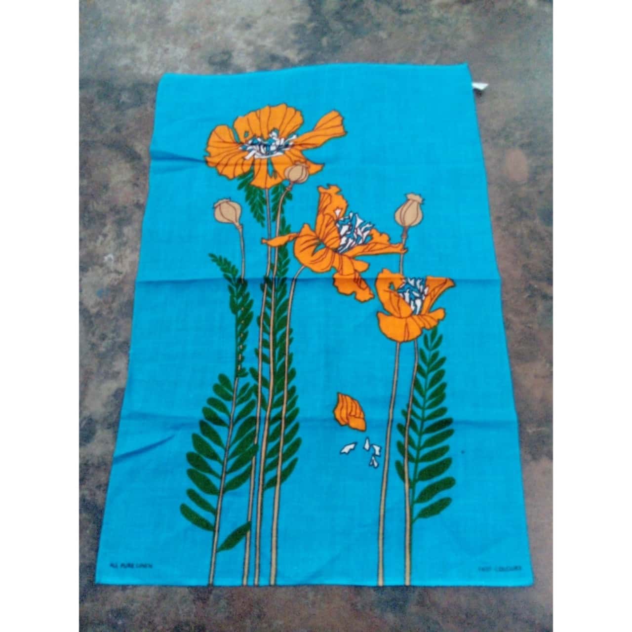 Cotton & Linen Towel [TENUGUI] / OH-MARU-GIKU Chrysanthemum Red main image 0
