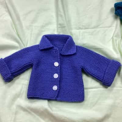  Kids  Size 00 Cardigan Blue handknitted B