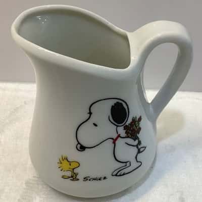 Vintage Collectible White Ceramic “Peanuts” Creamer
