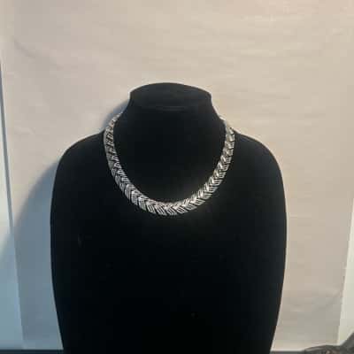 Silvertone scale necklace 