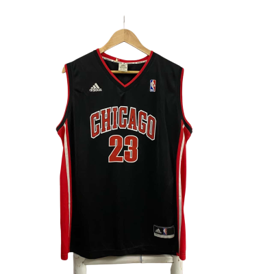 Adidas Mens NBA Chicago Bulls Jersey Size XL 
