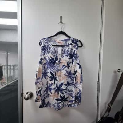 Millers Women's Plus Size 18 Floral Sleeveless Top 