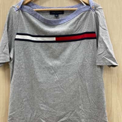 Tommy Hilfiger (14) Womens  Size XL Off-the-shoulder Top Grey 