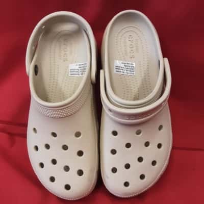 Crocs Womens  Size 10 Natural platform classic croc Style slides