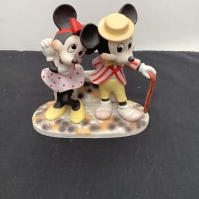 Disney Mickey and Minnie Mouse 