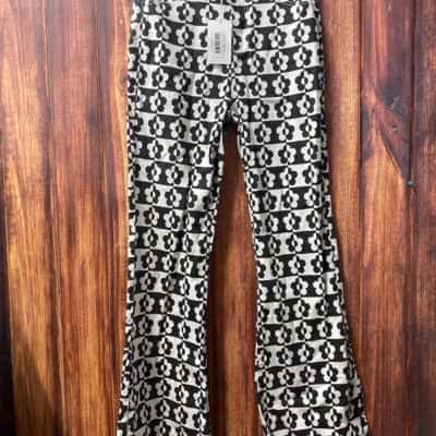 Ghanda Size 12 Black  / White flower flares new 