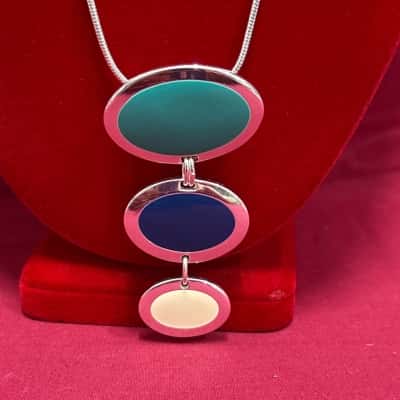  Women's Silver Tone Multi Colour Oval Pendant  Necklace 