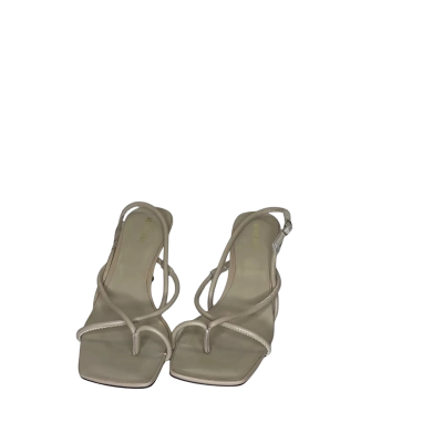 Alias Mae Womens  Size 39 Heels Cream 