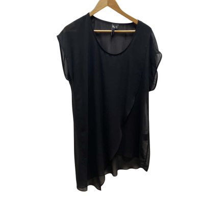 TS Womens  Size 14  Black  Top