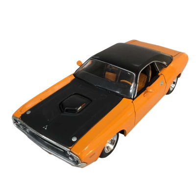 Maisto 1970 Dodge Orange Challenger Scale 1:24