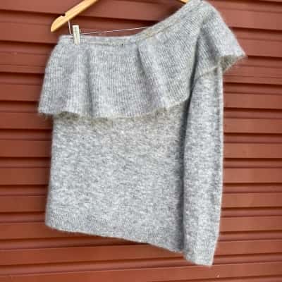Witchery Womens Size M Grey Marle One Sleeve Off-the-shoulder Knit Top