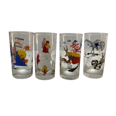 IXL Collectible Warner Bros Glass Set – Bugs Bunny, Road Runner & More! #warnerbroscollectibles #bugsBunny #retroglassware